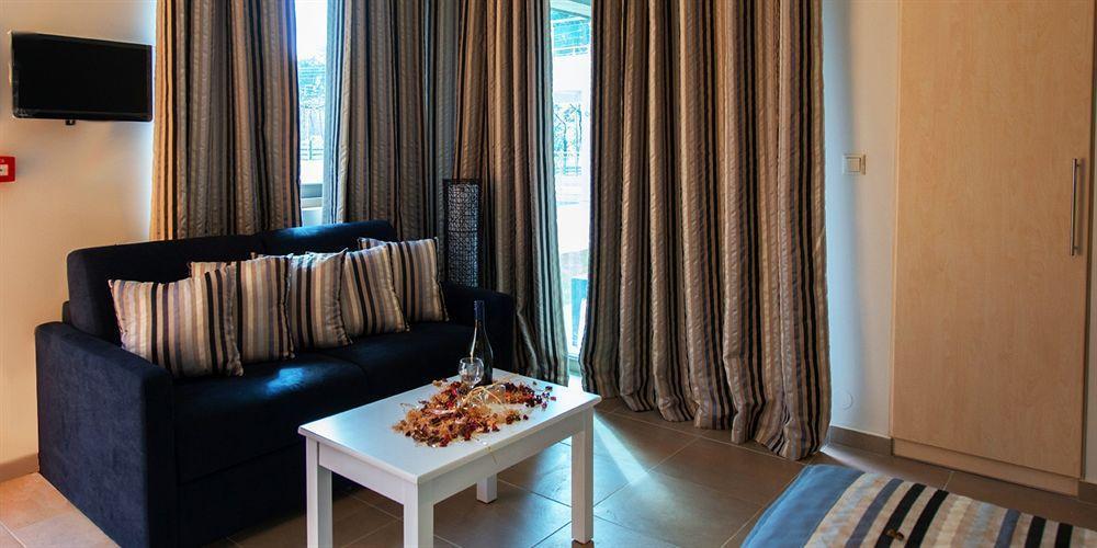 Mantinia Bay Hotel Каламата Экстерьер фото