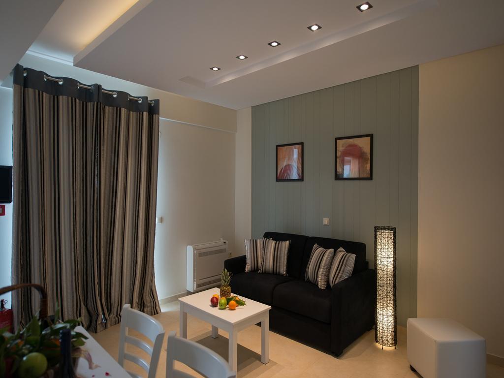 Mantinia Bay Hotel Каламата Экстерьер фото